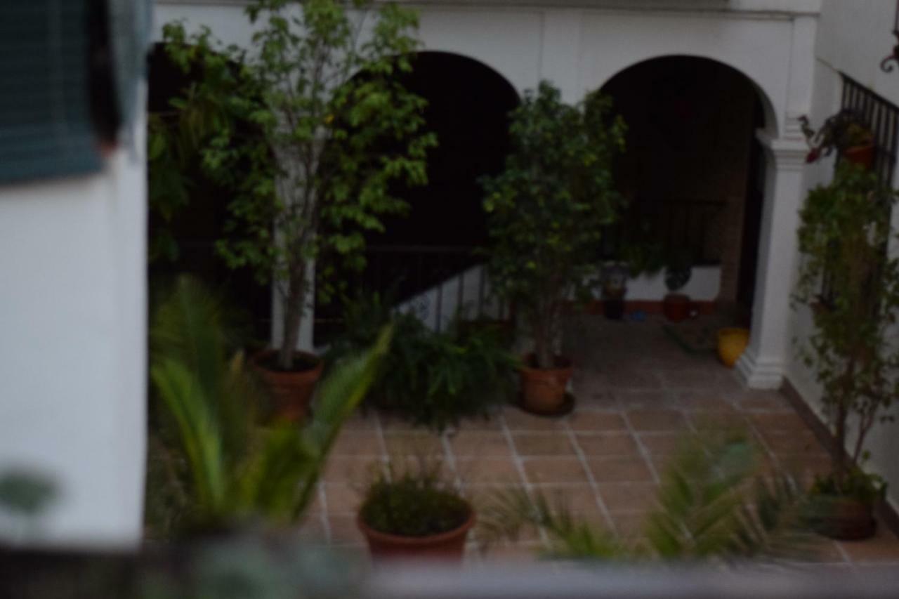 Apartamento Saravia Only Families Kordoba Bagian luar foto