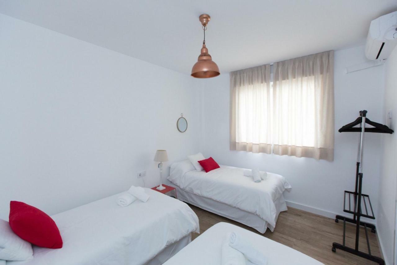 Apartamento Saravia Only Families Kordoba Bagian luar foto
