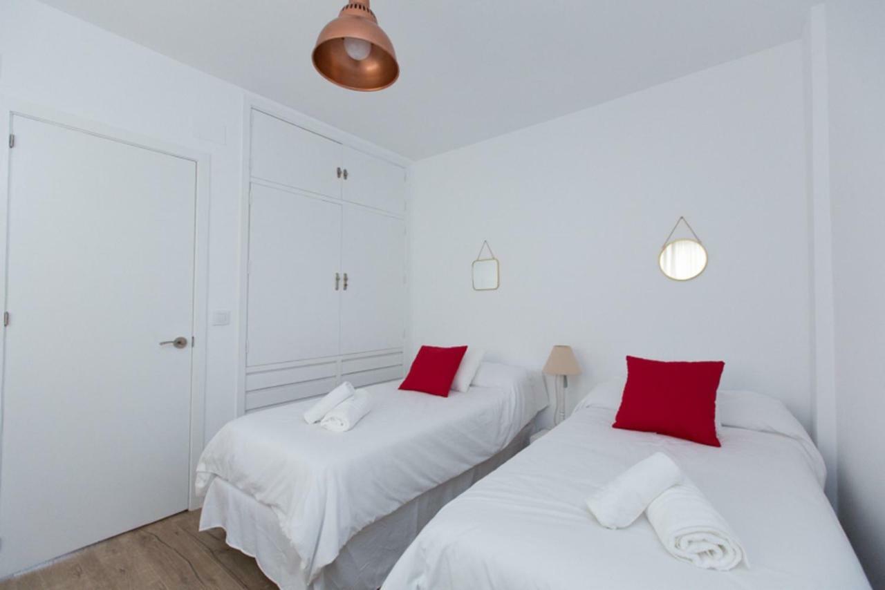 Apartamento Saravia Only Families Kordoba Bagian luar foto