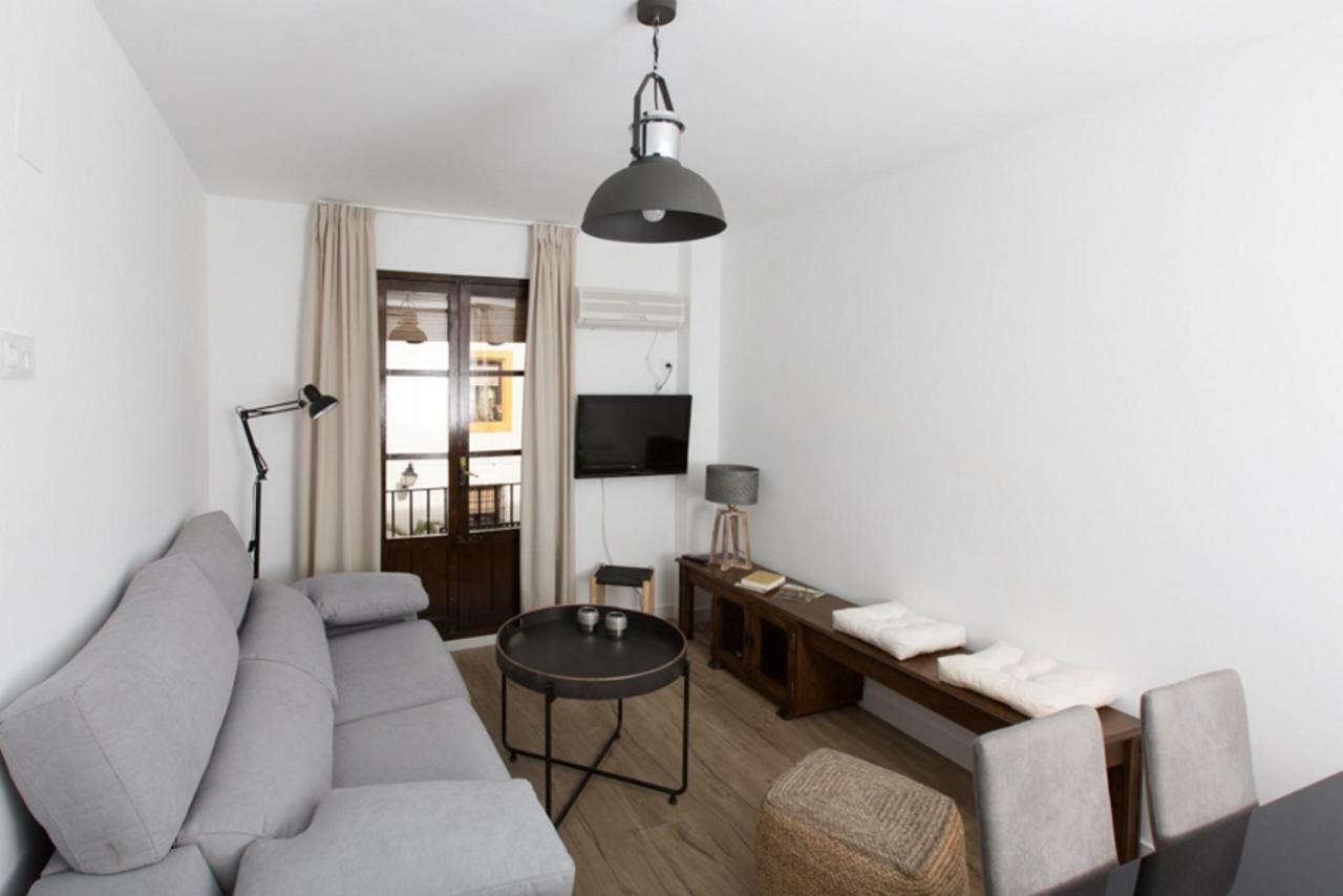 Apartamento Saravia Only Families Kordoba Bagian luar foto