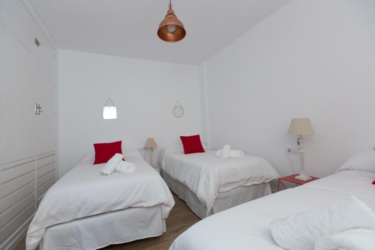 Apartamento Saravia Only Families Kordoba Bagian luar foto