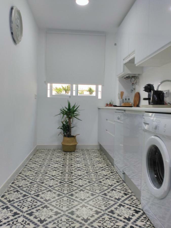 Apartamento Saravia Only Families Kordoba Bagian luar foto